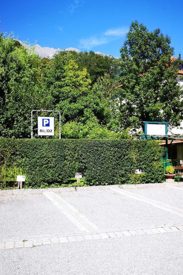 Riedz Apartments Innsbruck- Zentrales Apartmenthaus Mit Gruener Oase Extérieur photo