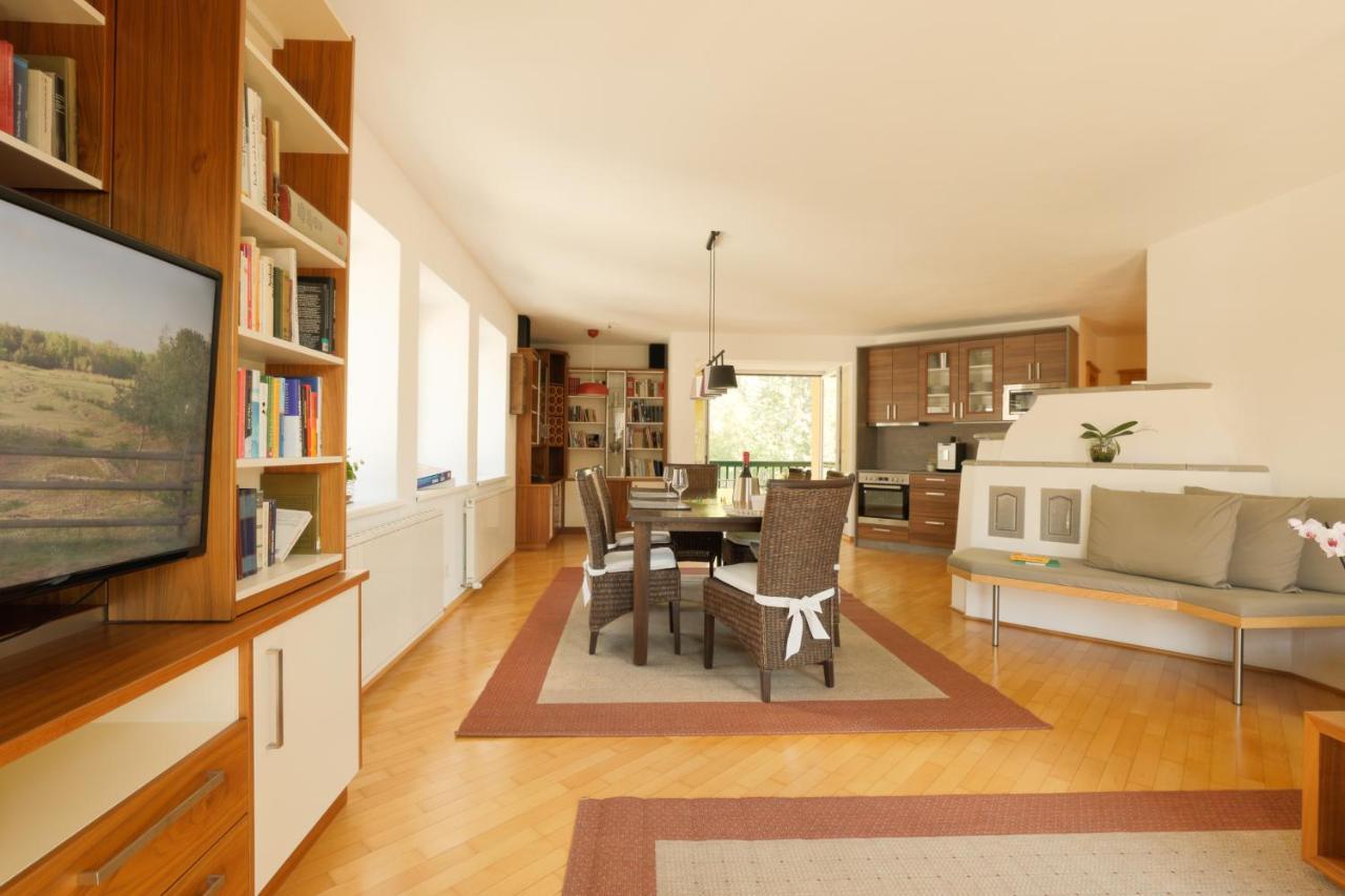 Riedz Apartments Innsbruck- Zentrales Apartmenthaus Mit Gruener Oase Extérieur photo