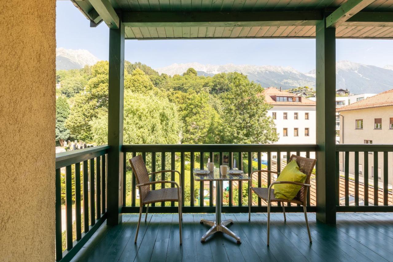 Riedz Apartments Innsbruck- Zentrales Apartmenthaus Mit Gruener Oase Extérieur photo